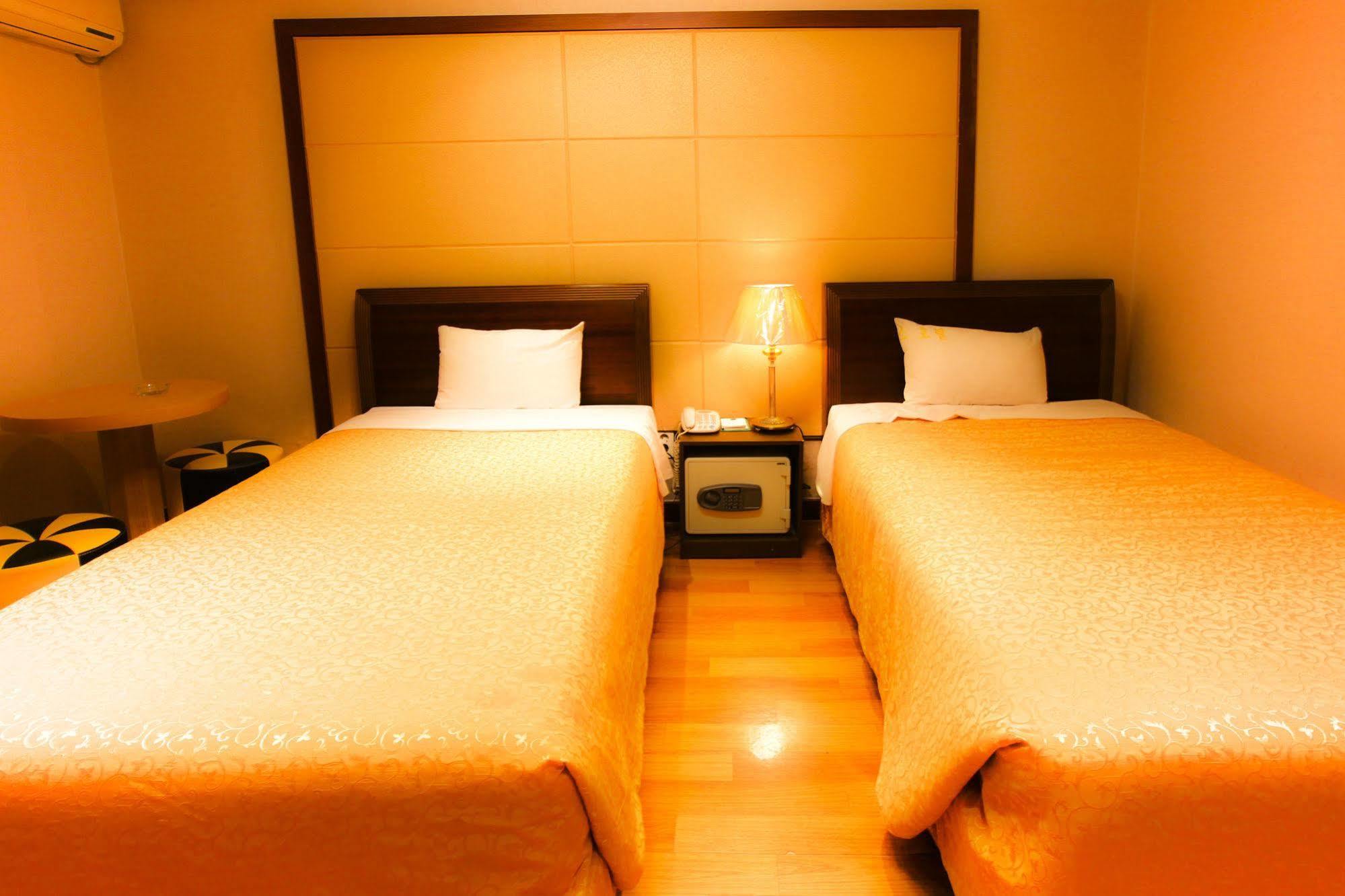 סיאול Namdaemun Palace Hotel מראה חיצוני תמונה